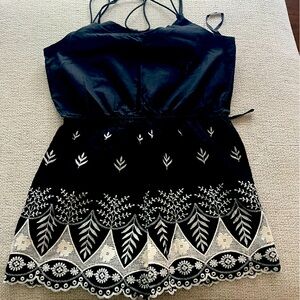 Black Romper
With cute detail